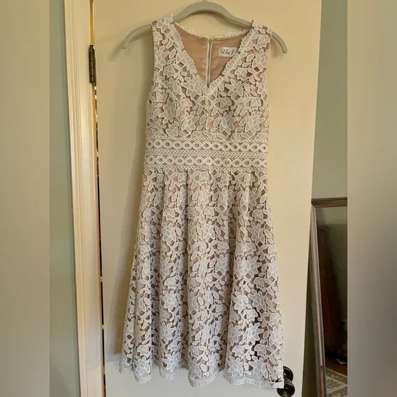 chinese dress ladies Eliza Lace Dress M